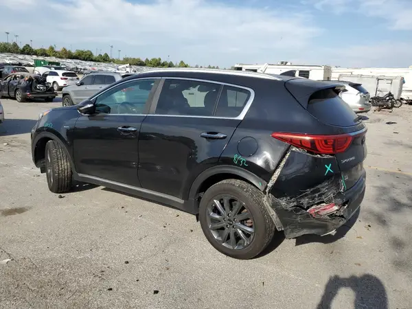 KNDPNCAC7J7451638 2018 KIA SPORTAGE - Image 2