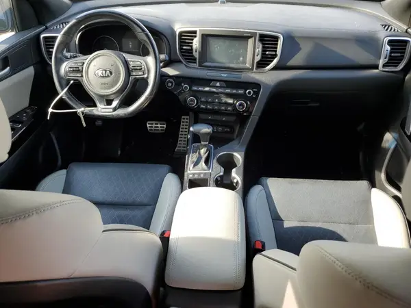 KNDPNCAC7J7451638 2018 KIA SPORTAGE - Image 8