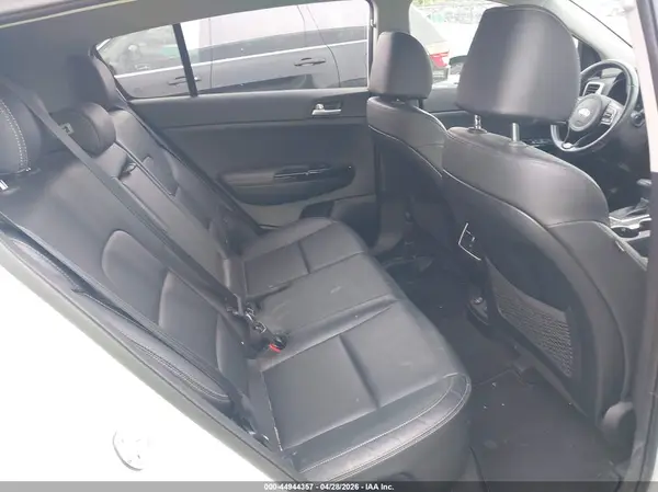 KNDPNCAC7J7485739 2018 KIA SPORTAGE - Image 8