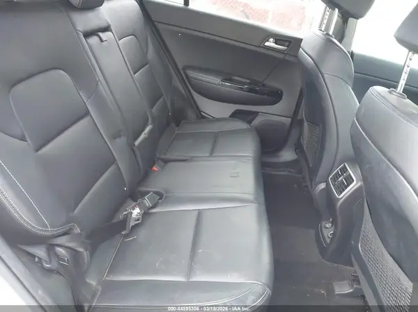 KNDPNCAC7J7487393 2018 KIA SPORTAGE - Image 8