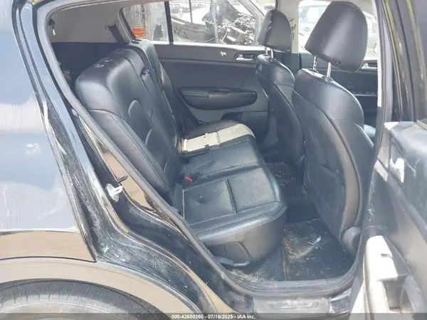 KNDPNCAC8H7032174 2017 KIA SPORTAGE - Image 8