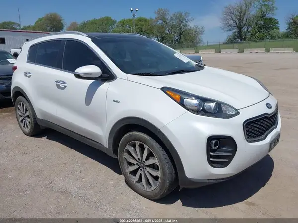 KNDPNCAC8H7059438 2017 KIA SPORTAGE - Image 1