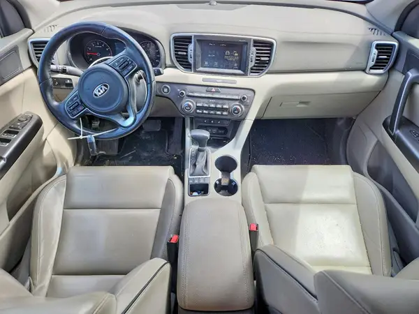 KNDPNCAC8H7071055 2017 KIA SPORTAGE - Image 8
