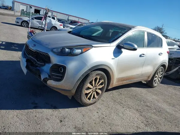 KNDPNCAC8H7078815 2017 KIA SPORTAGE - Image 2