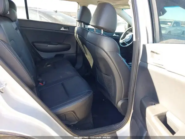 KNDPNCAC8H7078815 2017 KIA SPORTAGE - Image 8