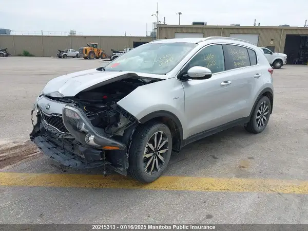 KNDPNCAC8H7083187 2017 KIA SPORTAGE - Image 2