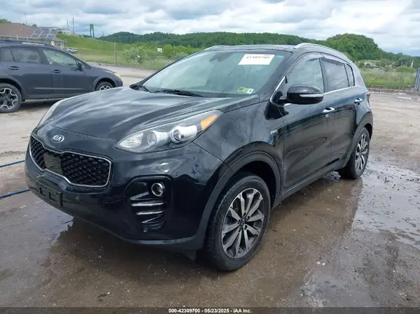 KNDPNCAC8H7139791 2017 KIA SPORTAGE - Image 2