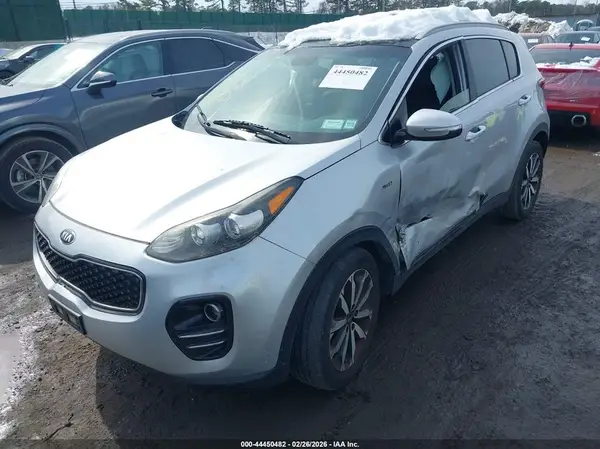 KNDPNCAC8H7182463 2017 KIA SPORTAGE - Image 2