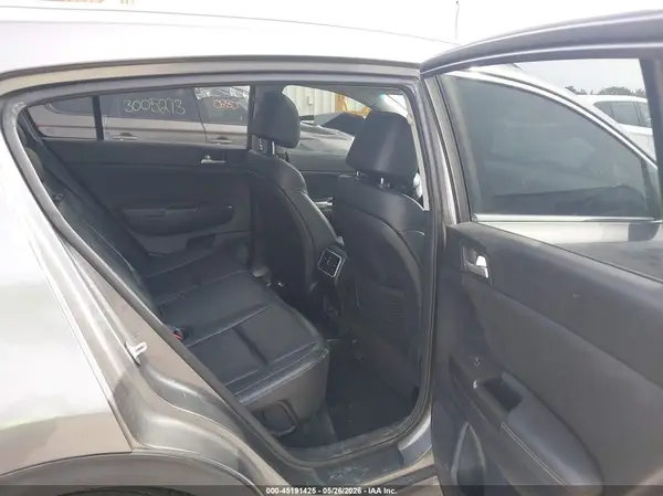 KNDPNCAC8H7187338 2017 KIA SPORTAGE - Image 8