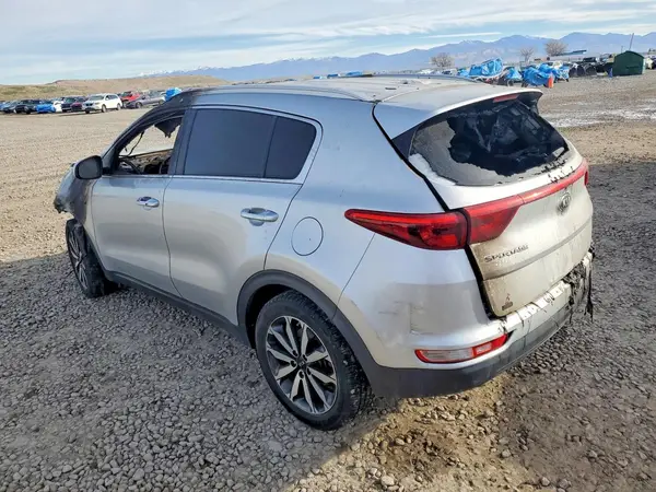 KNDPNCAC8H7244895 2017 KIA SPORTAGE - Image 2