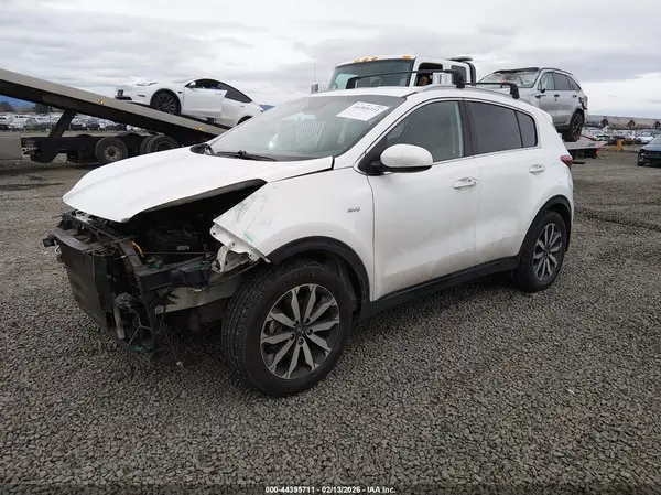 KNDPNCAC8H7246128 2017 KIA SPORTAGE - Image 2