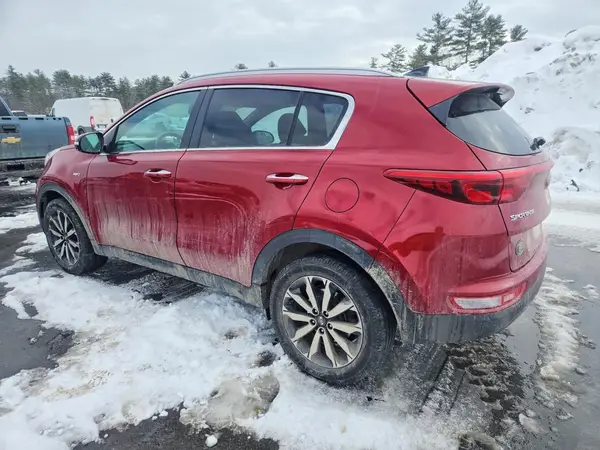 KNDPNCAC8H7267884 2017 KIA SPORTAGE - Image 2