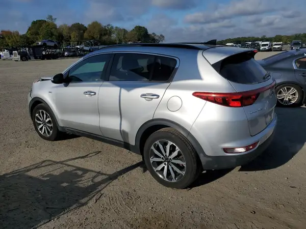 KNDPNCAC8J7302414 2018 KIA SPORTAGE - Image 2