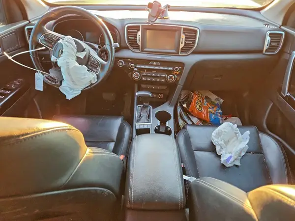KNDPNCAC8J7311713 2018 KIA SPORTAGE - Image 8