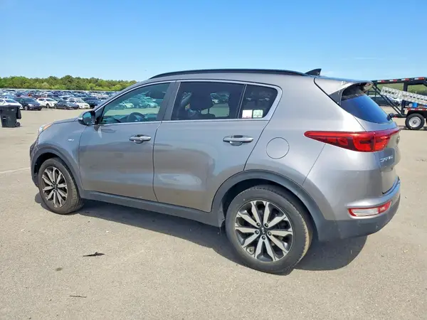 KNDPNCAC8J7351399 2018 KIA SPORTAGE - Image 2