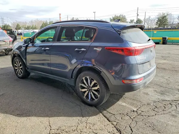 KNDPNCAC8J7371765 2018 KIA SPORTAGE - Image 2