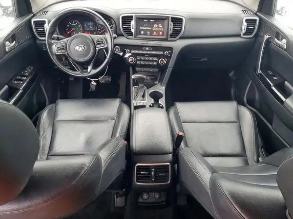KNDPNCAC8J7386556 2018 KIA SPORTAGE - Image 8