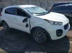 KNDPNCAC8J7391496 2018 KIA SPORTAGE