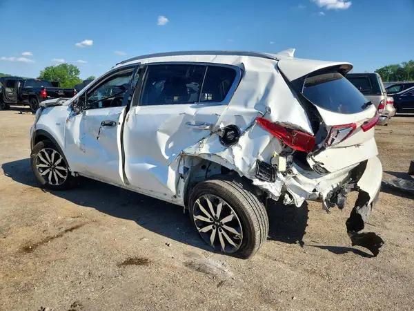KNDPNCAC8K7523013 2019 KIA SPORTAGE - Image 2