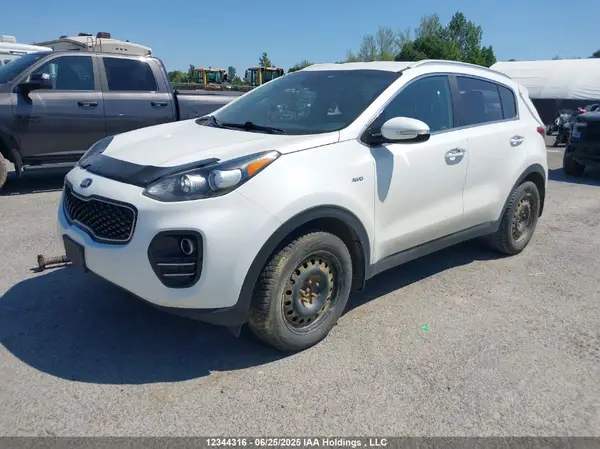 KNDPNCAC8K7578383 2019 KIA SPORTAGE - Image 2