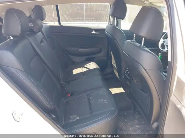 KNDPNCAC8K7578383 2019 KIA SPORTAGE - Image 8