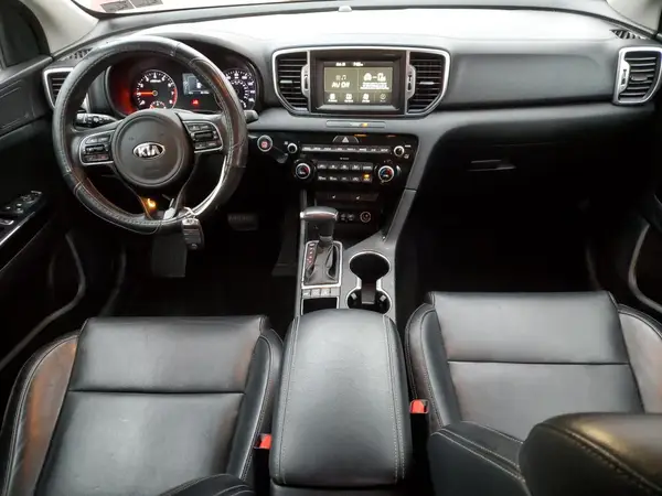 KNDPNCAC8K7604934 2019 KIA SPORTAGE - Image 8