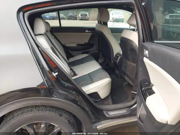 KNDPNCAC8K7604979 2019 KIA SPORTAGE - Image 8