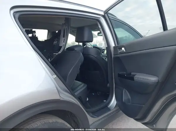 KNDPNCAC8L7800406 2020 KIA SPORTAGE - Image 8