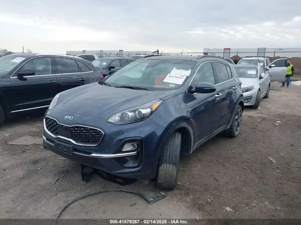 KNDPNCAC8N7983308 2022 KIA SPORTAGE - Image 2