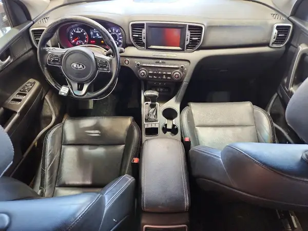 KNDPNCAC9H7032037 2017 KIA SPORTAGE - Image 8