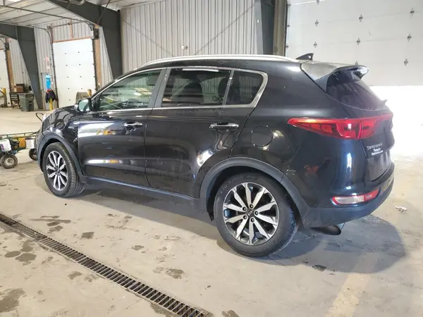 KNDPNCAC9H7032930 2017 KIA SPORTAGE - Image 2