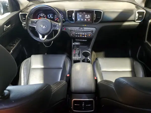 KNDPNCAC9H7032930 2017 KIA SPORTAGE - Image 8