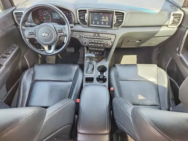 KNDPNCAC9H7034029 2017 KIA SPORTAGE - Image 8