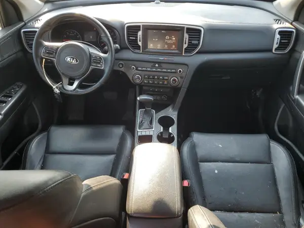 KNDPNCAC9H7054281 2017 KIA SPORTAGE - Image 8
