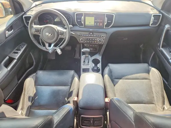 KNDPNCAC9H7056029 2017 KIA SPORTAGE - Image 8