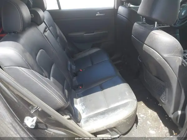 KNDPNCAC9H7072618 2017 KIA SPORTAGE - Image 8