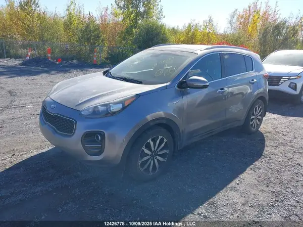 KNDPNCAC9H7075230 2017 KIA SPORTAGE - Image 2