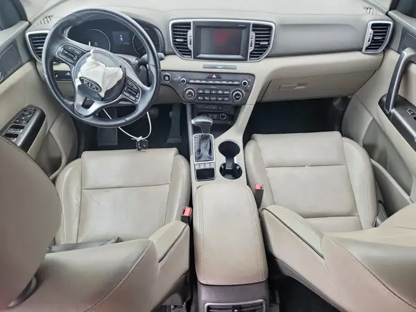 KNDPNCAC9H7076538 2017 KIA SPORTAGE - Image 8