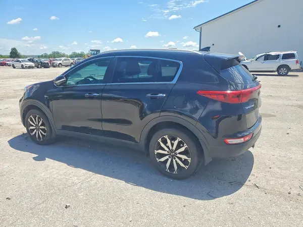 KNDPNCAC9H7124250 2017 KIA SPORTAGE - Image 2