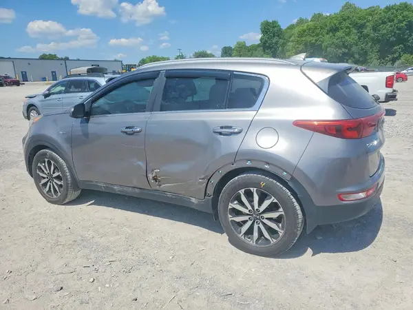 KNDPNCAC9H7182326 2017 KIA SPORTAGE - Image 2