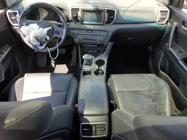KNDPNCAC9H7204695 2017 KIA SPORTAGE - Image 8