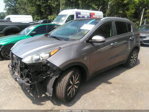 KNDPNCAC9H7229466 2017 KIA SPORTAGE - Image 2
