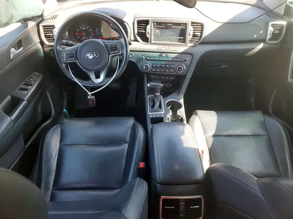 KNDPNCAC9H7229600 2017 KIA SPORTAGE - Image 8