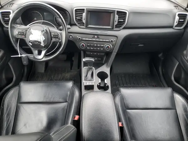 KNDPNCAC9H7237874 2017 KIA SPORTAGE - Image 8