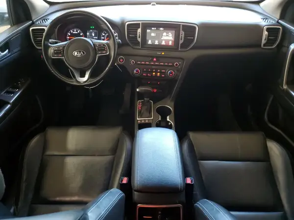 KNDPNCAC9H7246607 2017 KIA SPORTAGE - Image 8