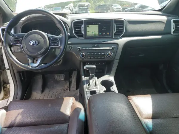 KNDPNCAC9H7249345 2017 KIA SPORTAGE - Image 8