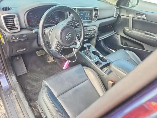 KNDPNCAC9H7260667 2017 KIA SPORTAGE - Image 8