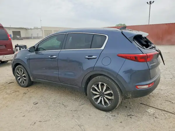 KNDPNCAC9H7267246 2017 KIA SPORTAGE - Image 2