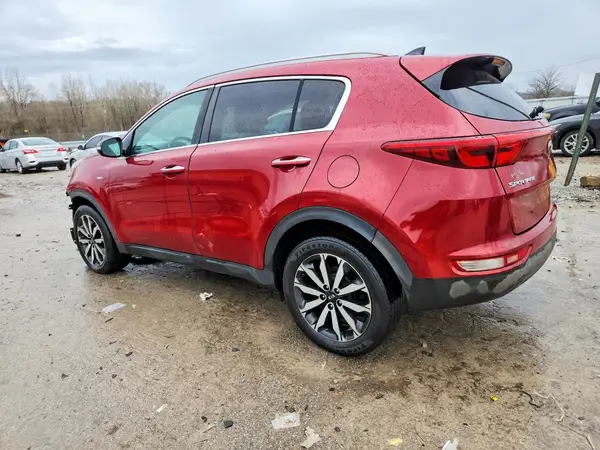 KNDPNCAC9H7274598 2017 KIA SPORTAGE - Image 2