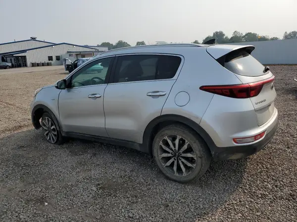 KNDPNCAC9H7284614 2017 KIA SPORTAGE - Image 2